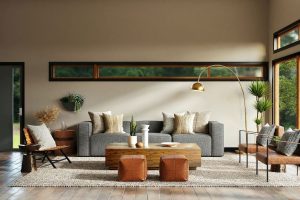 Balancing the Contemporary and Classic: Achieving Harmony in Your Home Remodel